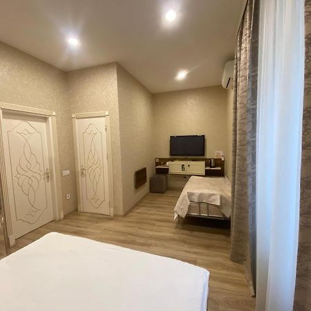 Midcity Hotel バクー エクステリア 写真