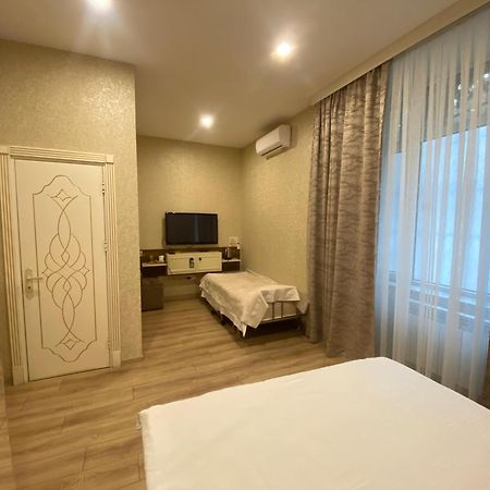 Midcity Hotel バクー エクステリア 写真