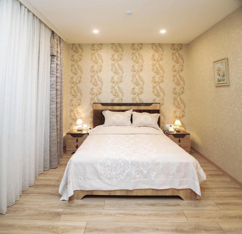 Midcity Hotel バクー エクステリア 写真