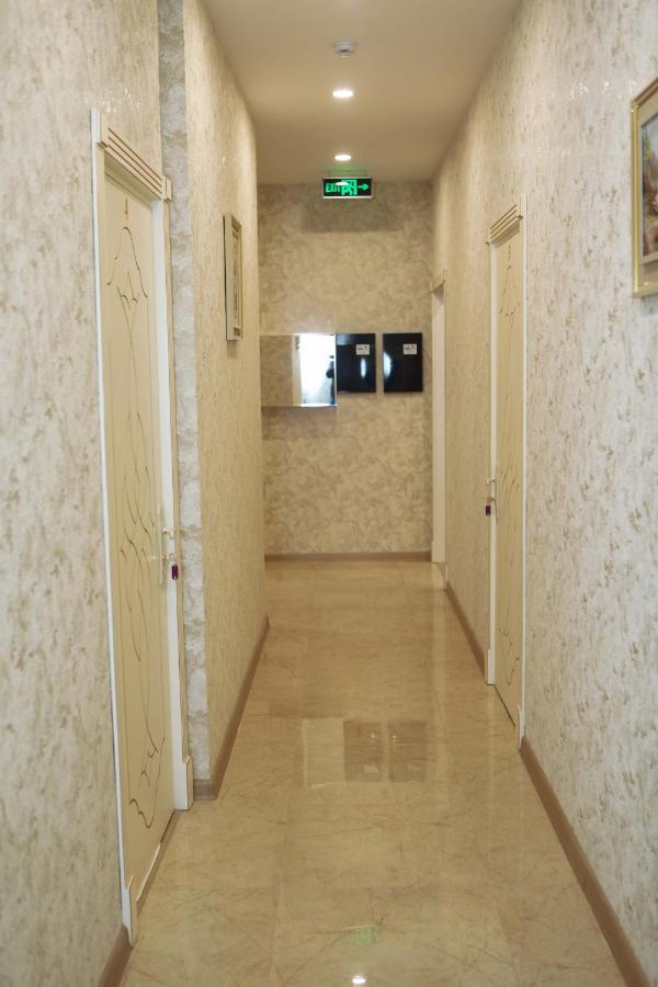 Midcity Hotel バクー エクステリア 写真
