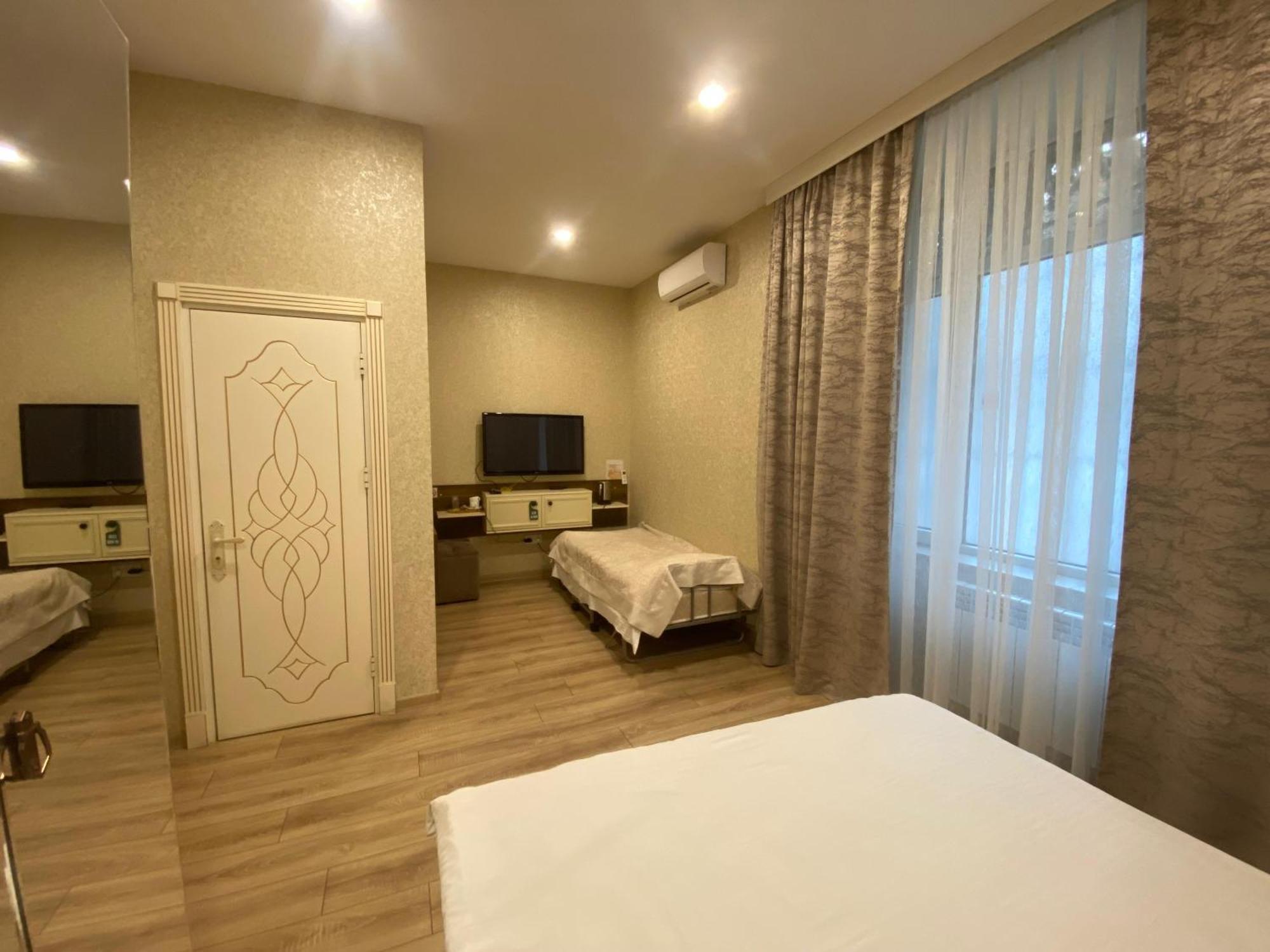 Midcity Hotel バクー エクステリア 写真